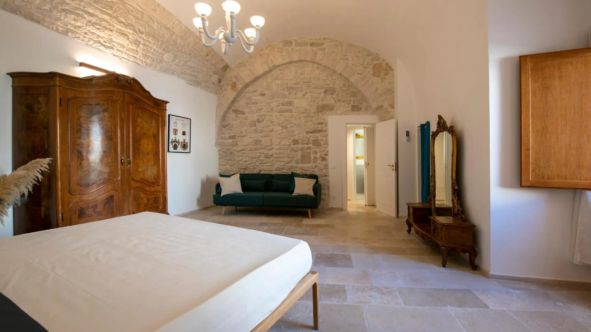 Holiday home Semper Invictus Apartment - Palazzo Framarino Dei Malatesta - XIV Century Giovinazzo