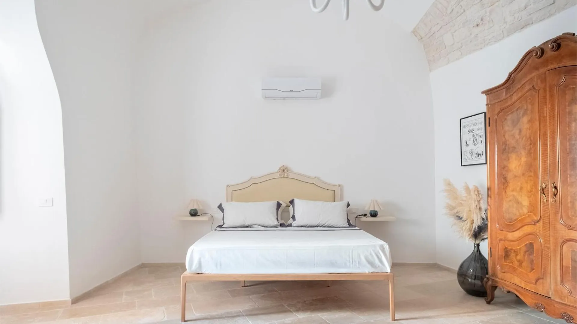 Holiday home Semper Invictus Apartment - Palazzo Framarino Dei Malatesta - XIV Century Giovinazzo Italy