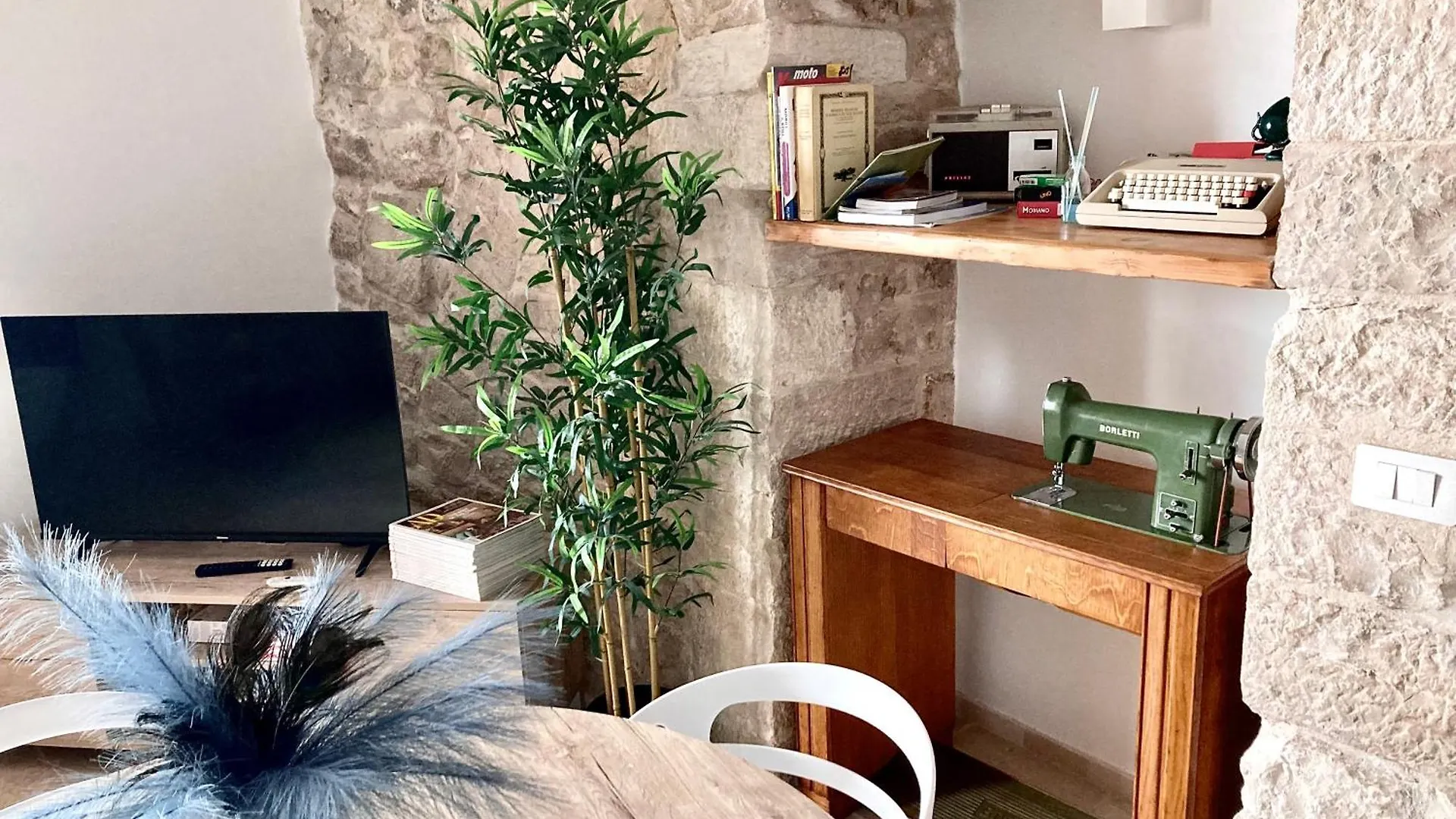 Holiday home Semper Invictus Apartment - Palazzo Framarino Dei Malatesta - XIV Century Giovinazzo Italy